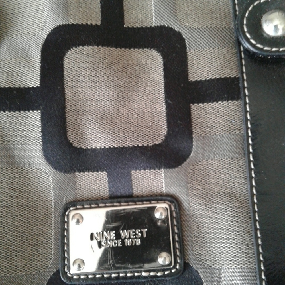 Nine West purse - Picture 2 of 3